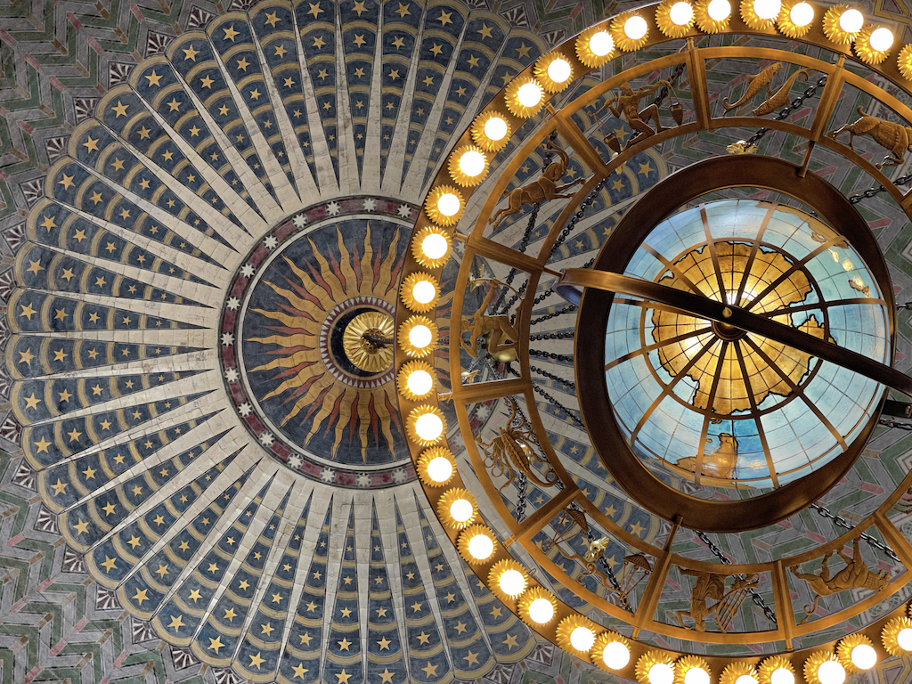 RotundaChandelier